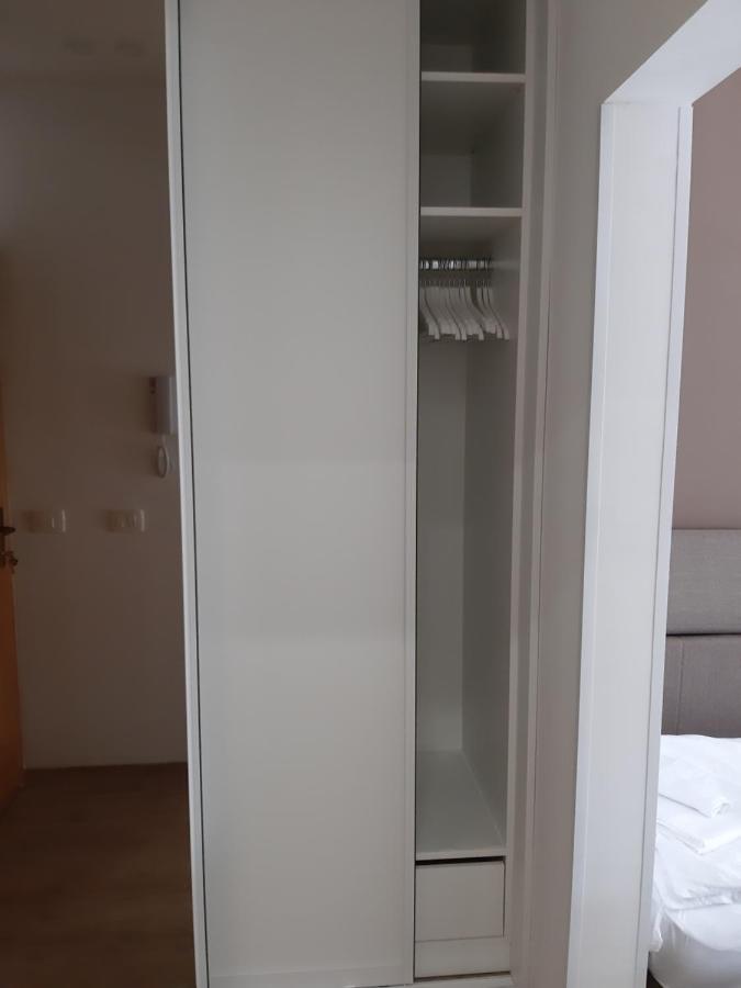 Studio Apartman Lena أوماغ المظهر الخارجي الصورة
