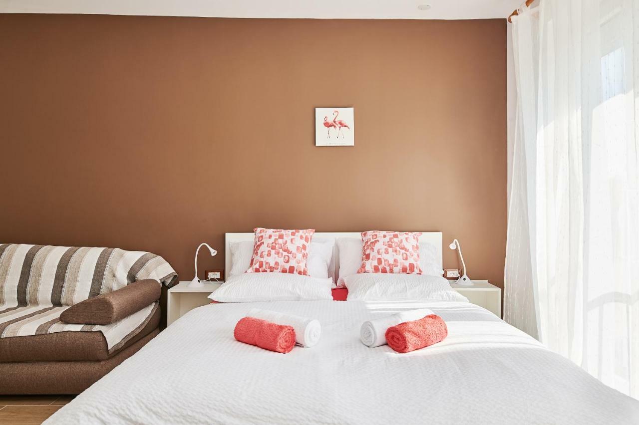 Studio Apartman Lena أوماغ المظهر الخارجي الصورة