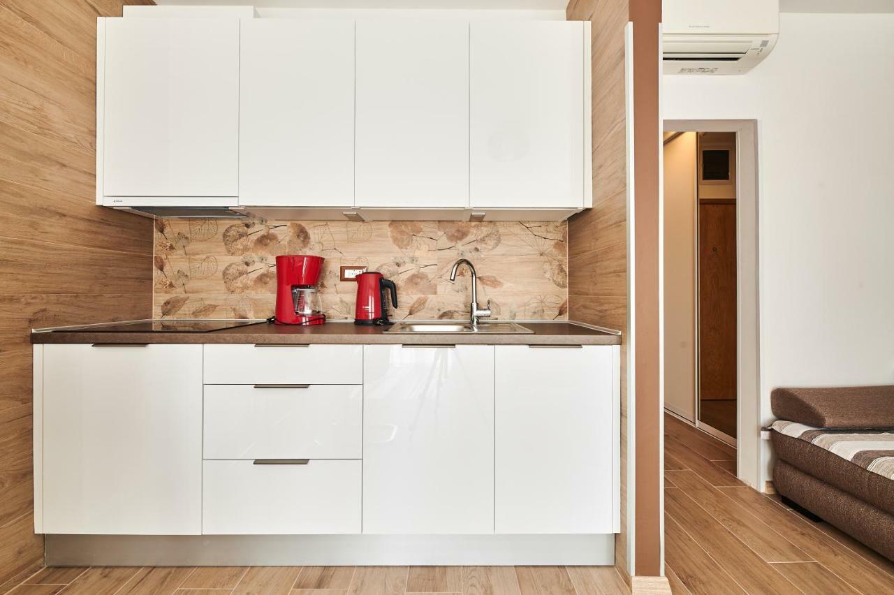 Studio Apartman Lena أوماغ المظهر الخارجي الصورة