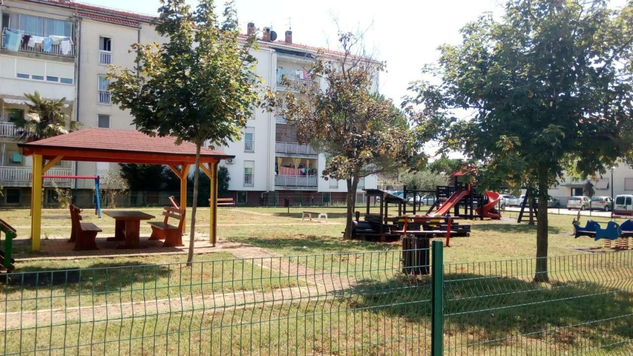 Studio Apartman Lena أوماغ المظهر الخارجي الصورة